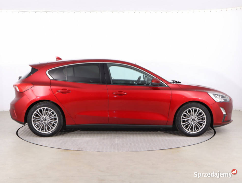 Ford Focus 10 EcoBoost asystent pasa ruchu Piaseczno
