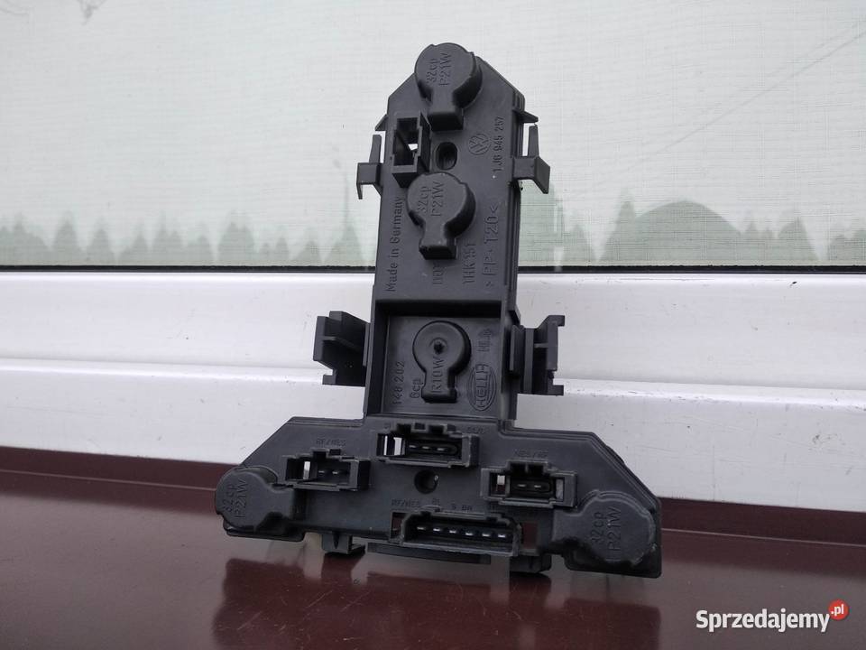 VW Golf IV 4 hatchback wkład oprawka lampy tył osobowe Sieradz sprzedam