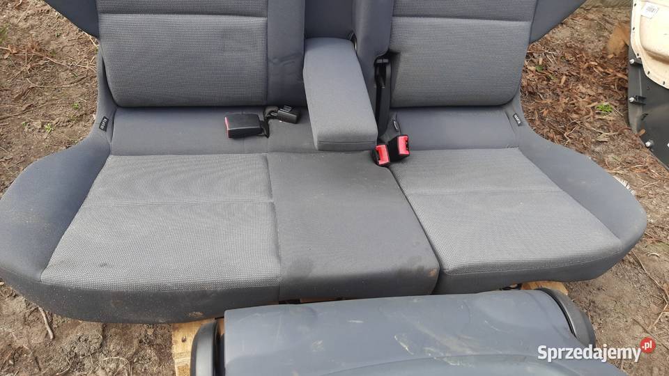 kompletna kanapa tylna Mitsubishi Colt VI z30 Dębno