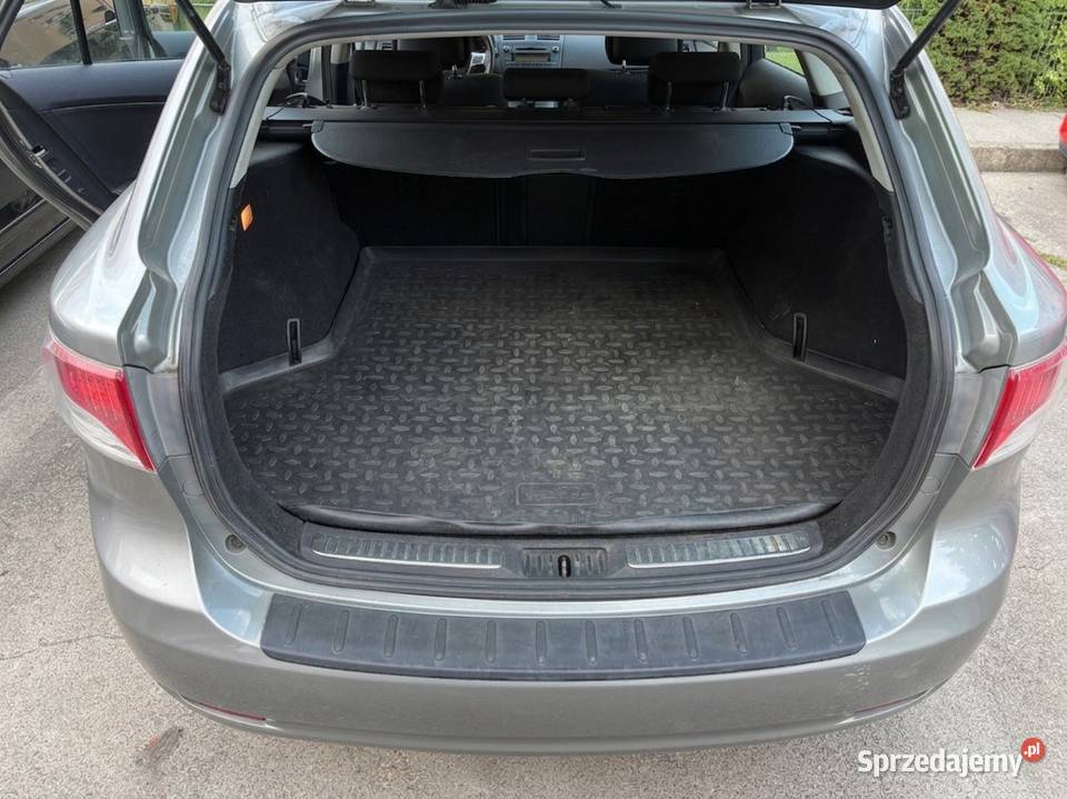 Toyota Avensis 18 Kombi 2009 pewna 2 komplety Szczecin