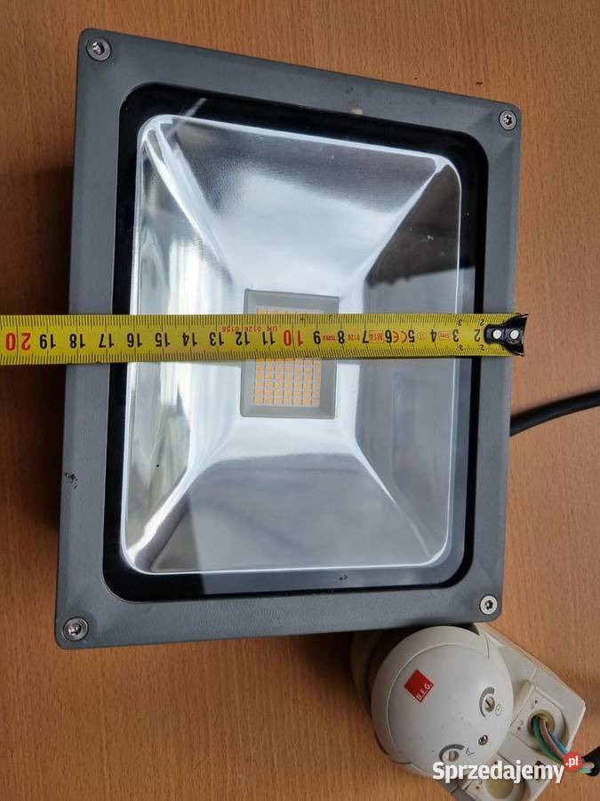 Naświetlacz LED ok 3050 W IP65 z czujnikiem