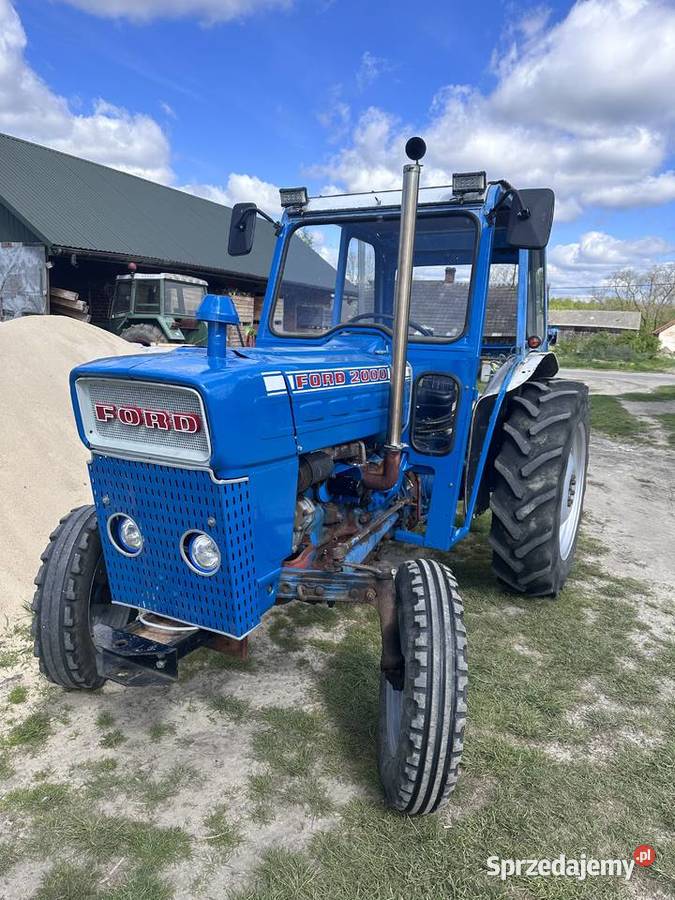 Ciągnik Ford 2000