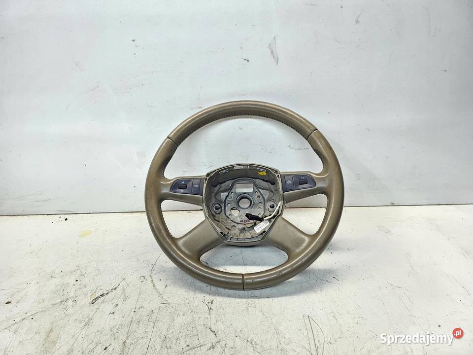 KIEROWNICA SKÓRA AUDI A6 C6 4F0419091AH 1ZH Przystajń