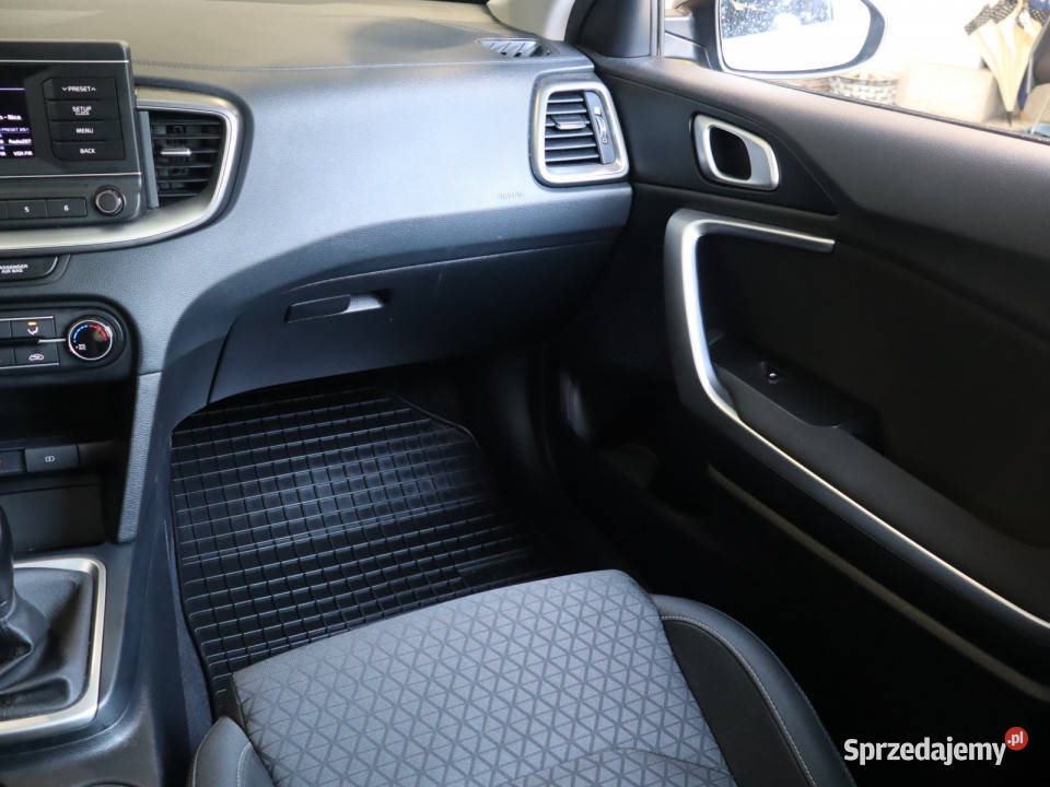 Kia Ceed 16 CRDi MHEV Katowice