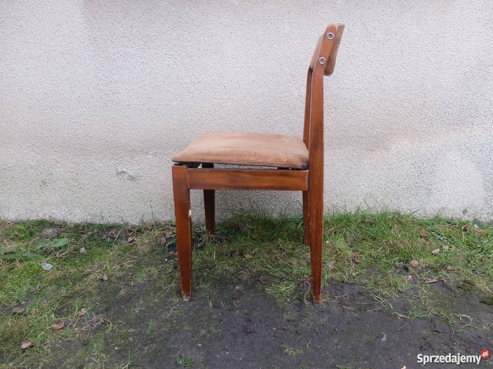Krzesło z epoki PRL 367 42cm wielkopolskie Kościan