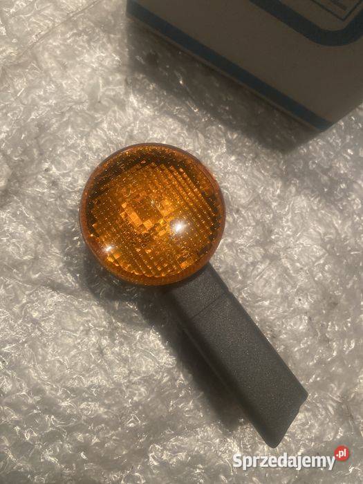 Nowy Oryginalny Kierunkowskaz Migacz DX PIAGGIO Poznań sprzedam