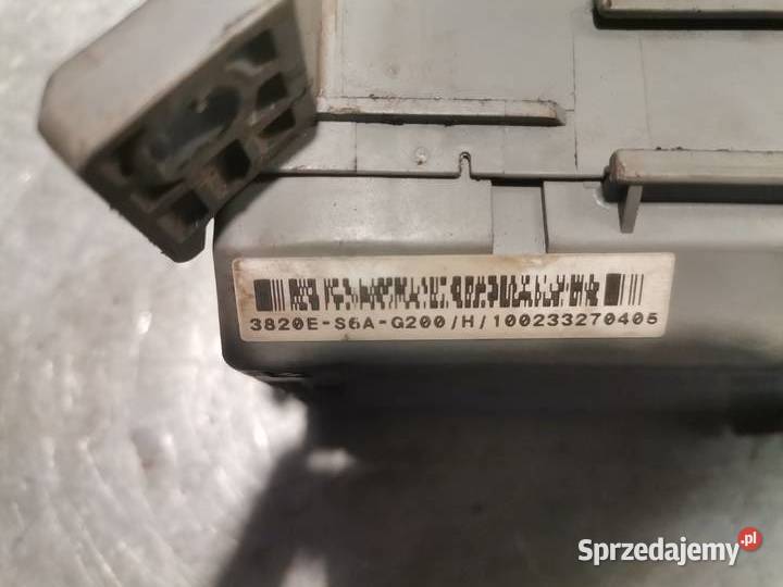 SKRZYNKA BEZPIECZNIKÓW HONDA CIVIC VII 14 B Nowy Sącz