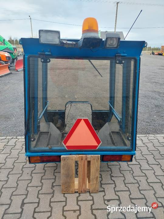 Kabina do ciągników ogrodniczych Iseki serii TX