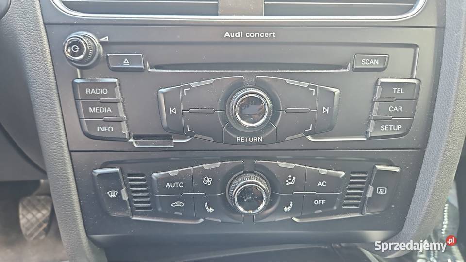 Audi A5 gniazdo AUX Majdan Królewski