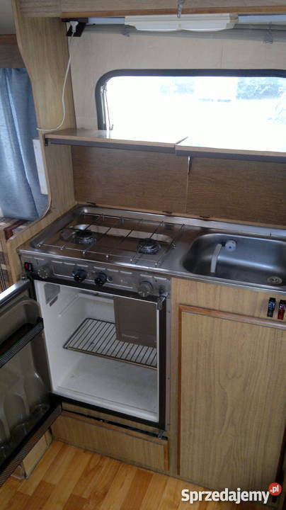 Przyczepa ROLLER Lodówka Przedsionek Ogrzewanie świętokrzyskie Wodzisław