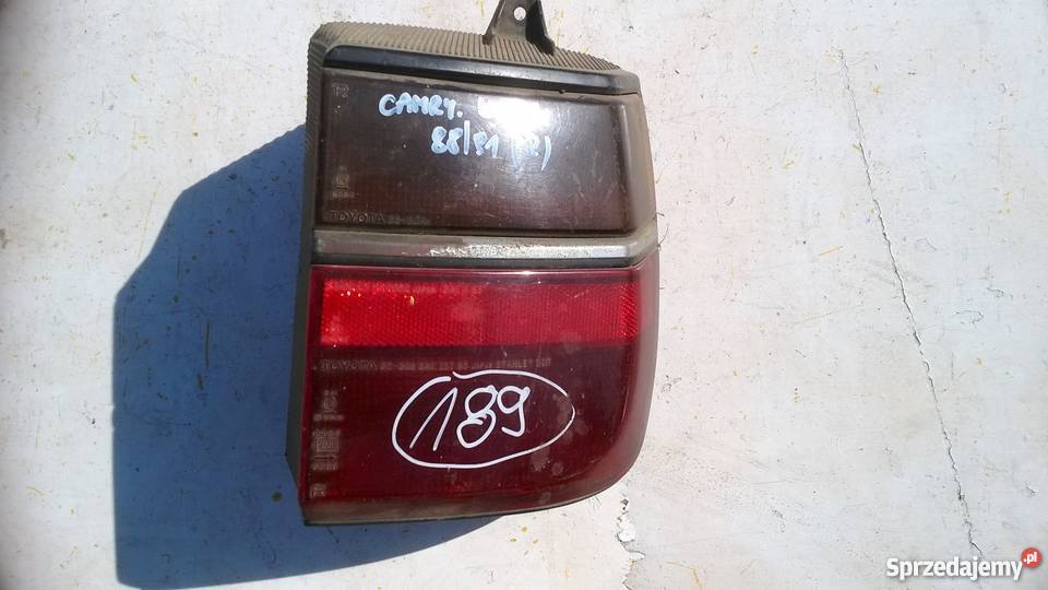 TOYOTA CAMRY 1989 1990 LAMPA TYŁ PRAWA dolnośląskie Wrocław