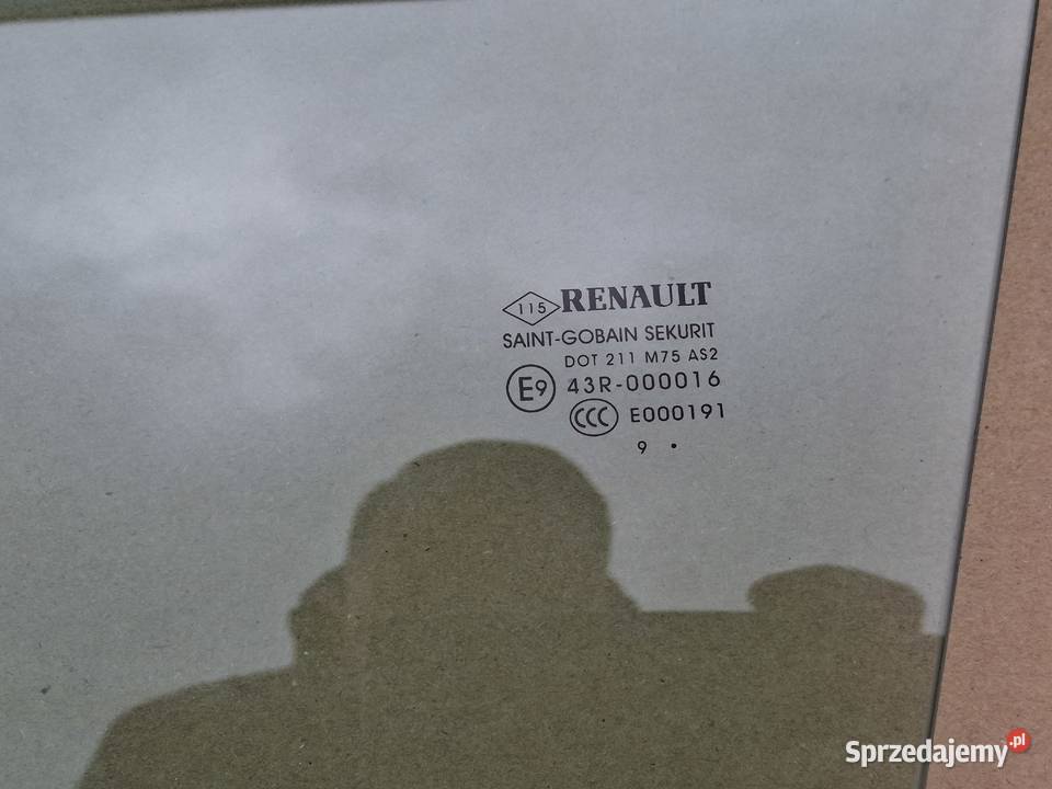 RENAULT MEGANE 4 IV SZYBA LEWY PRZÓD DRZWI LEWA Bieleń