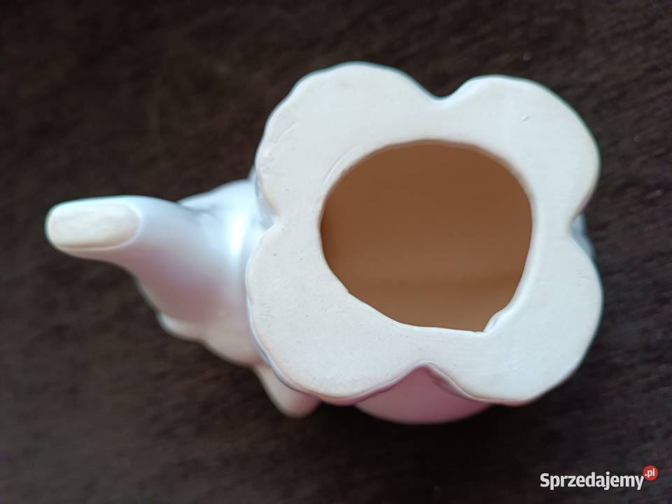 Kolekcjonerska figurka z kamionki duży słoń Szczyrk