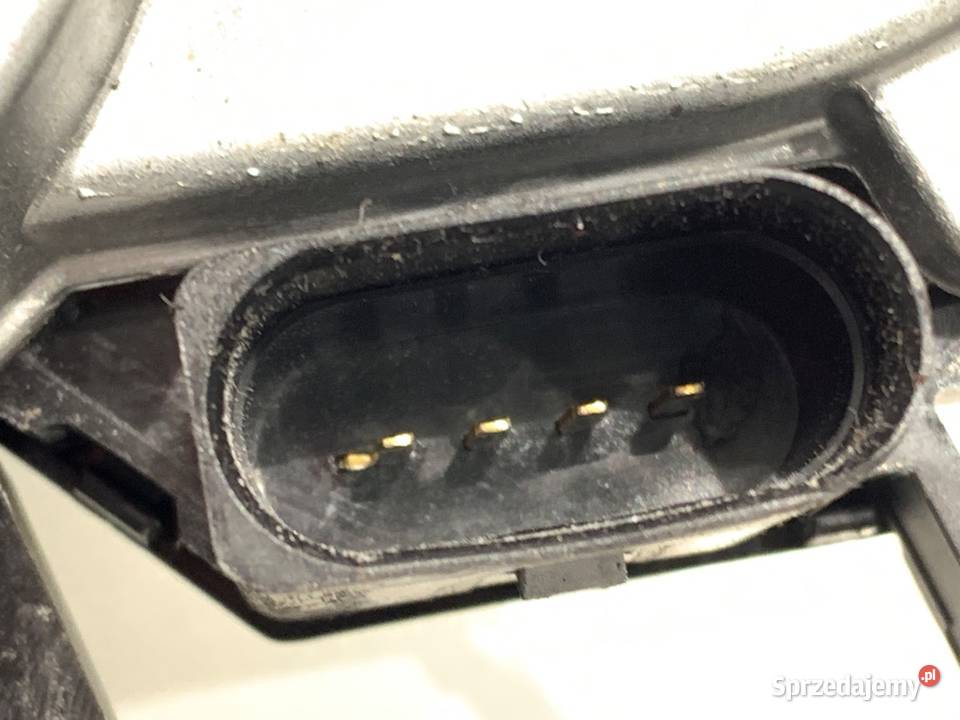 SILNIK WYCIERACZEK TYŁ SKODA OCTAVIA III sprzedam