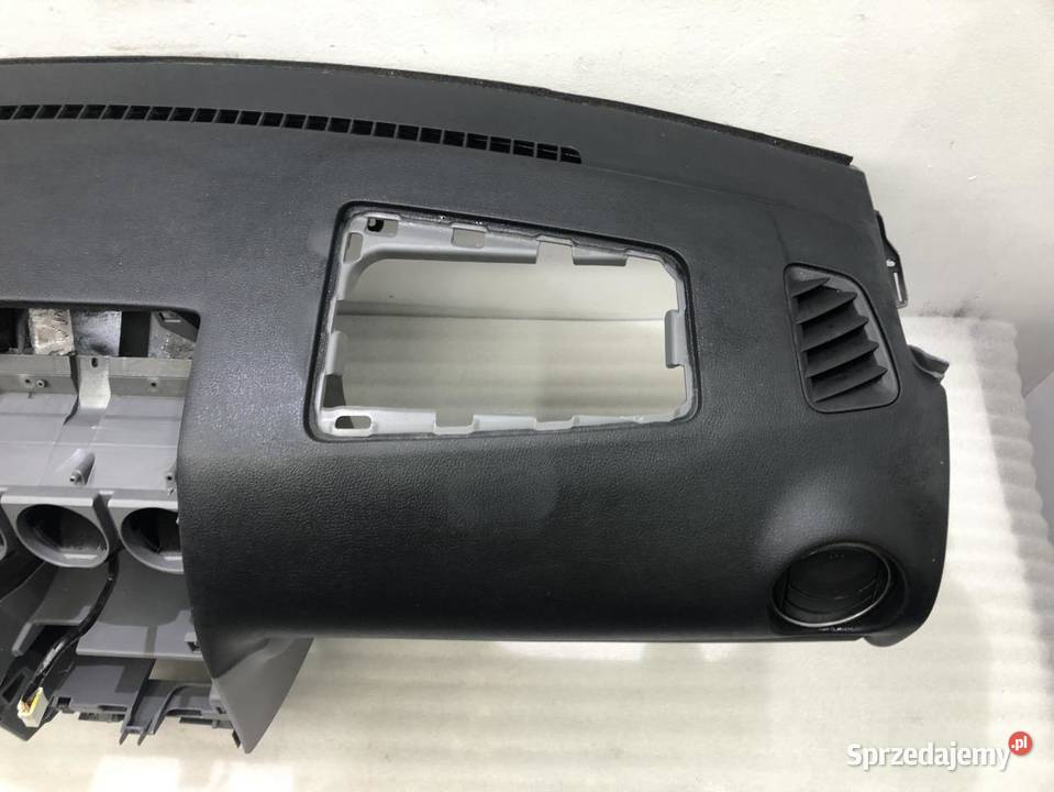 KONSOLA DESKA ROZDZIELCZA MAZDA 6 GY GG 0207