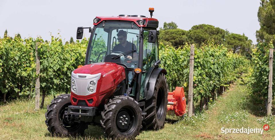 Ciągnik McCormick X490N 90 Sadownik