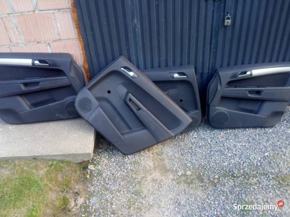 Sprzedam komplet boczków opel Zafira B podkarpackie
