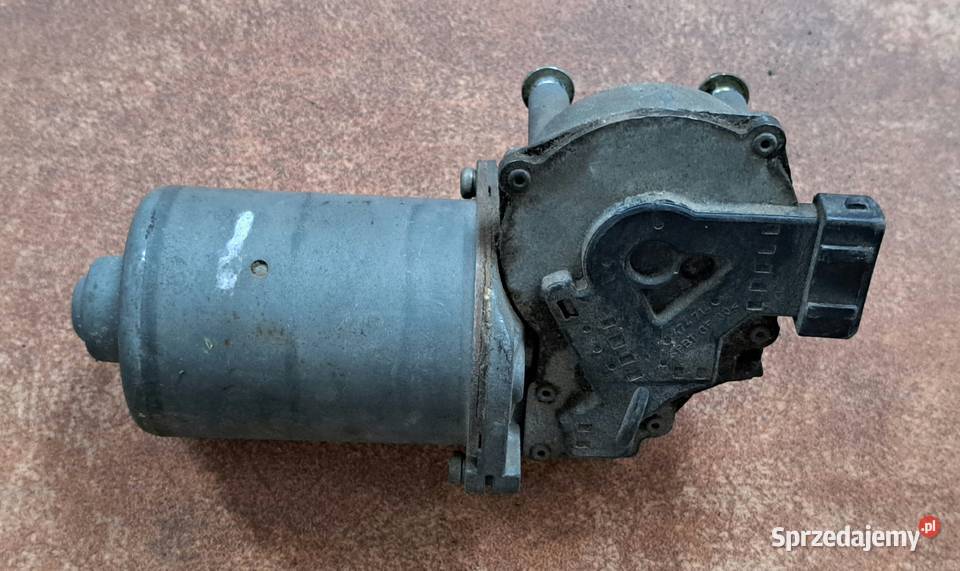 Silniczek wycieraczek Fiesta 4 Wycieraczki i spryskiwacze