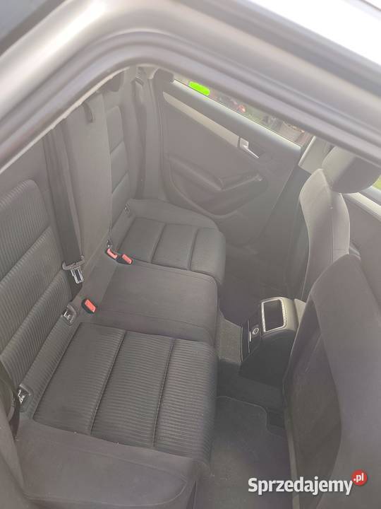 Audi A4 B8 Przyłęczek