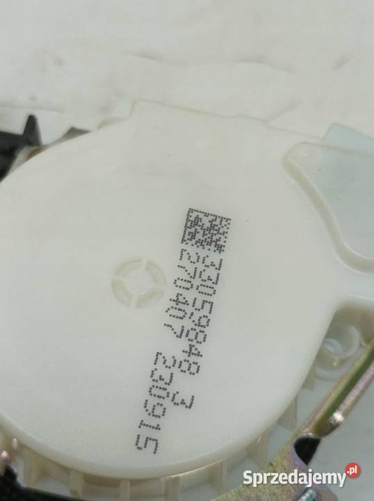 PAS BEZPIECZEŃSTWA LEWY PRAWY PRZÓD KPL E91 sprzedam