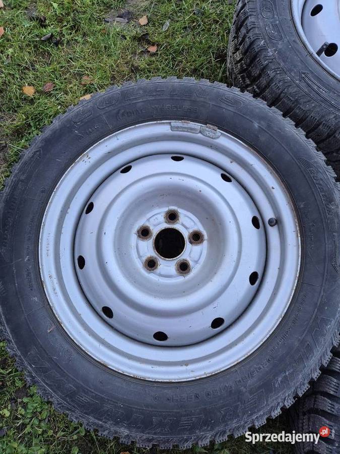 4 sztuki stalowych koł z oponami Pabianice