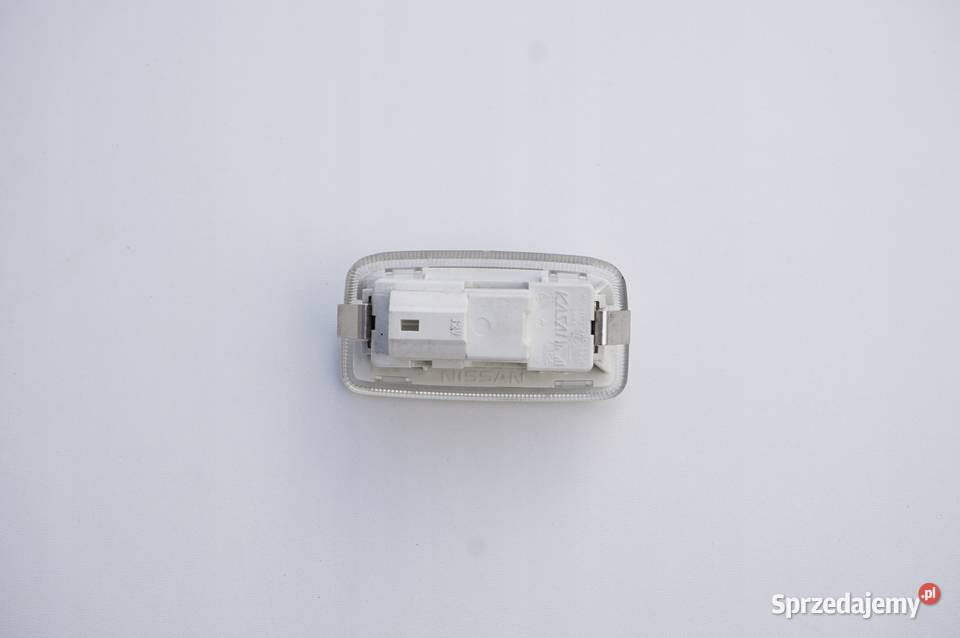 LAMPKA PODŚWIETLENIE DRZWI INFINITI QX70 Części Nowy Tomyśl