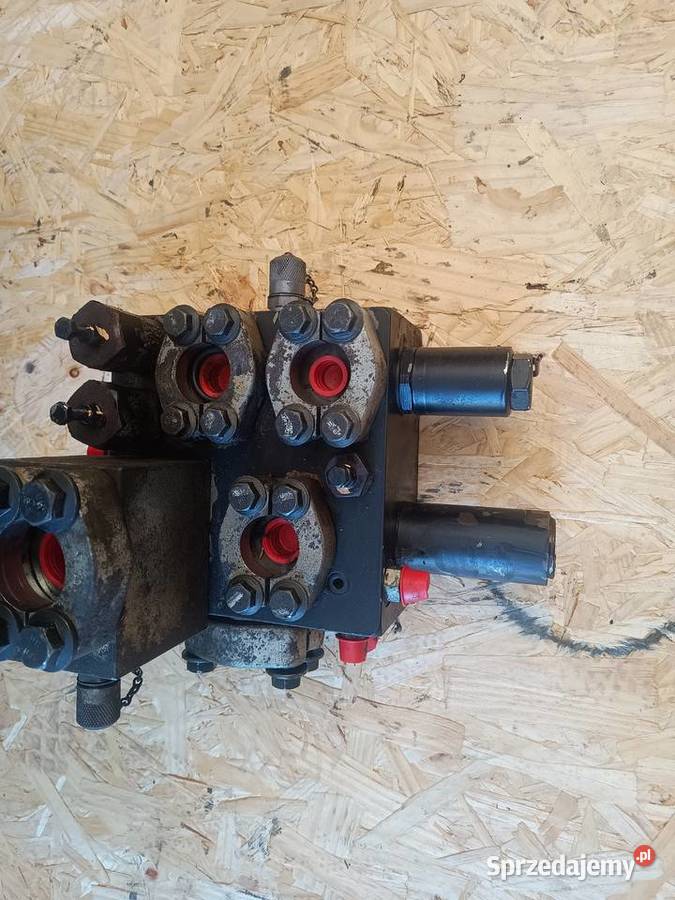 Volvo L120H zawór hydrauliczny VOE 15081291 świętokrzyskie Staszów sprzedam