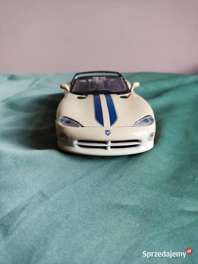 Model samochodu 124 Dodge Viper RT10 1996 Maisto Głuchołazy