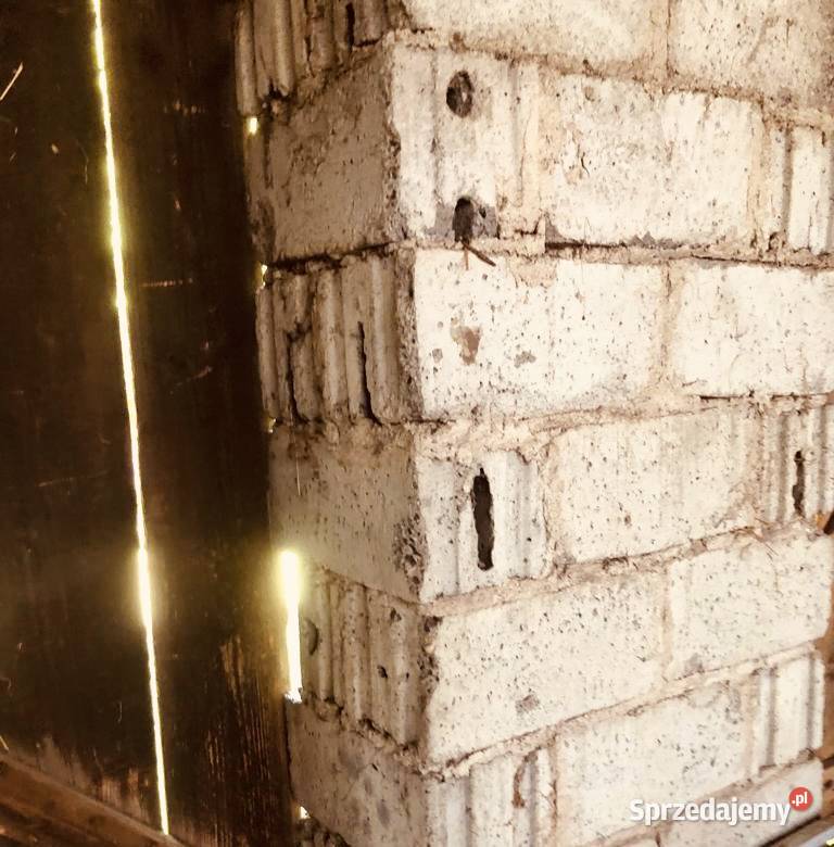 Sprzedam budynek gospodarczy z działką