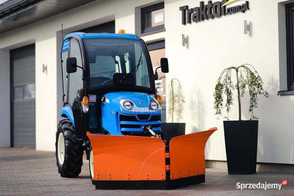 LS Tractor XJ25 MEC 4x4 244 CAB pług do śniegu Tajęcina