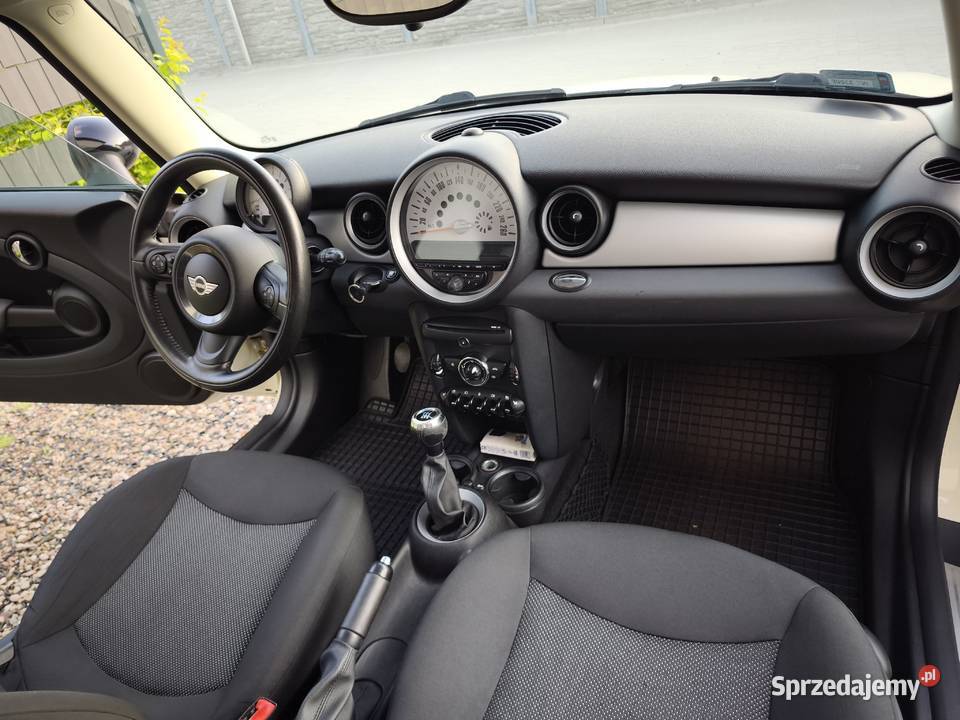 Mini One 16 98 2010r Warszawa sprzedam