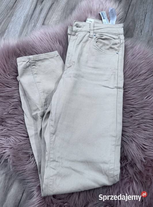 Spodnie beżowe Stradivarius S sprzedam