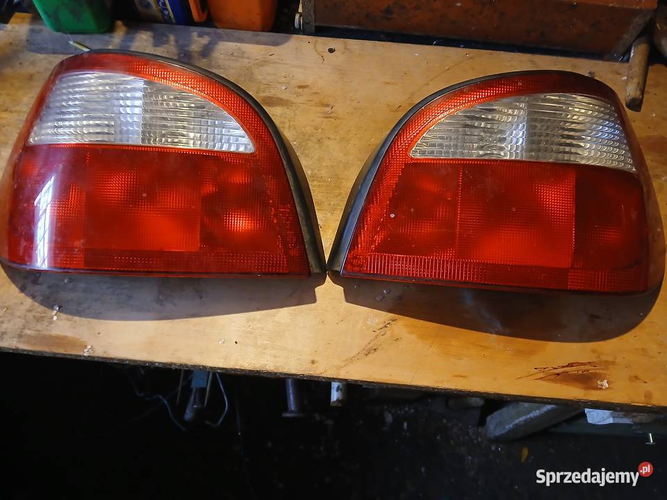 Lampy tylne Renault Megan lift sprzedam