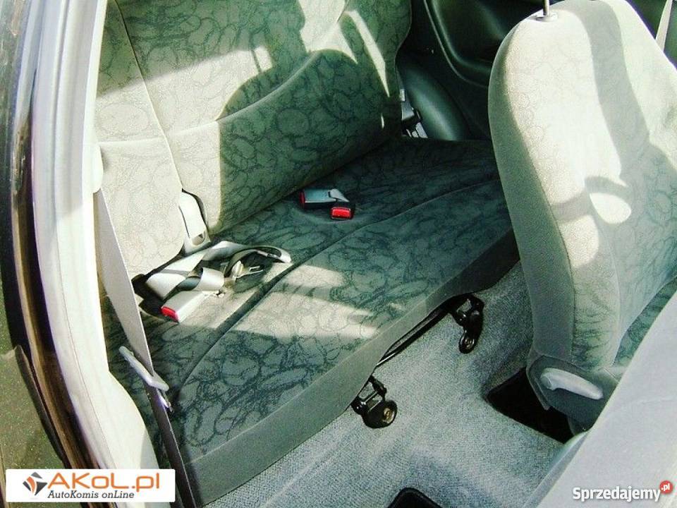 Toyota Yaris czarny 2/3 Kraków sprzedam