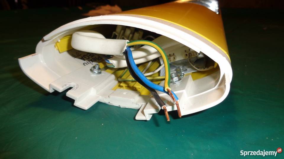 Oprawy oświetleniowe Vega plexiform dwu lampowy Ożarów Mazowiecki