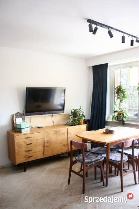 Jasne mieszkanie 42m2 w centrum w okolicy