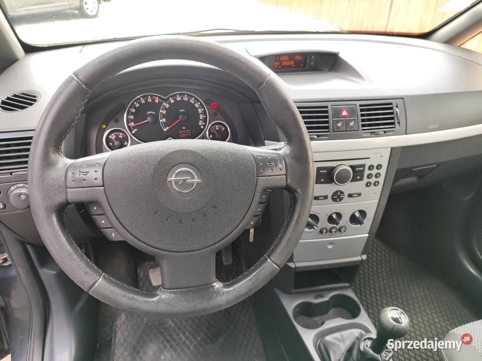 18 Benzyna 125 Super Wyposażenie Mały Przebieg opolskie Nysa sprzedam