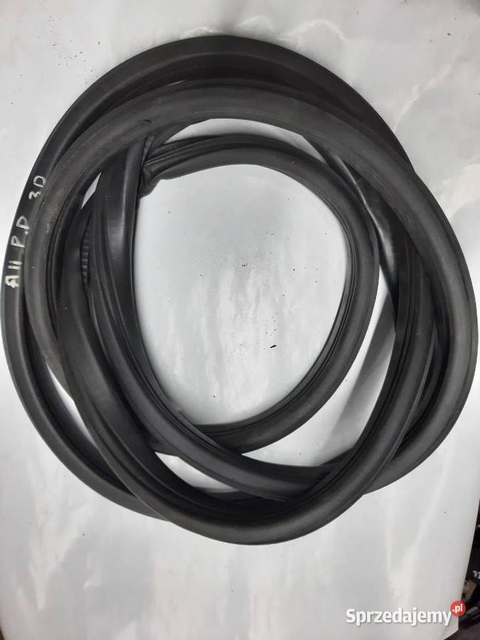 Opel Astra G 3 drzwi uszczelka drzwi prawa Ksawerów