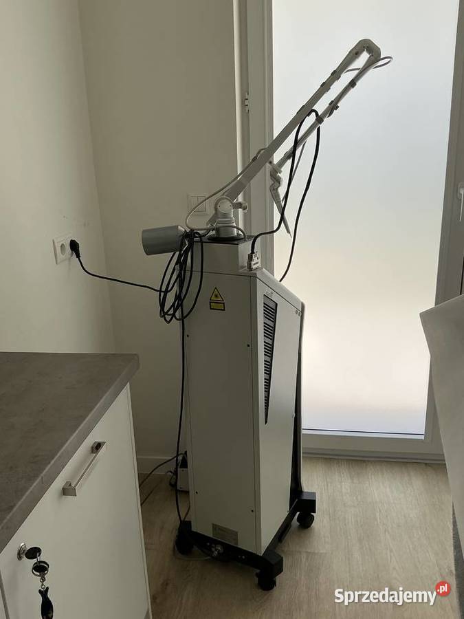Medyczny laser chirurgiczny CO2 Warszawa