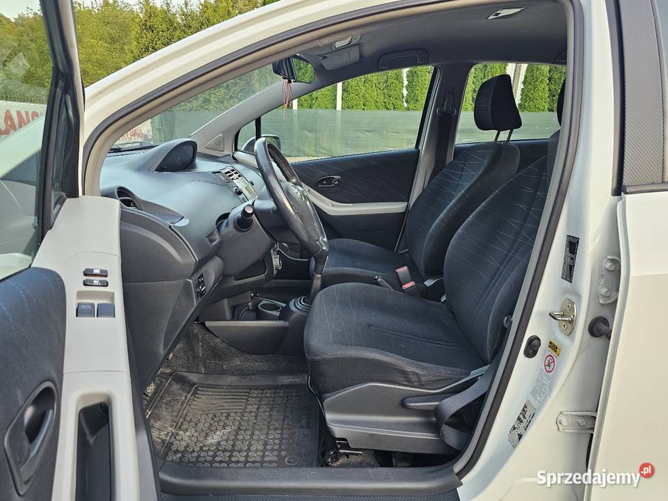 Toyota Yaris 2007r 13Benzyna Poniatowa