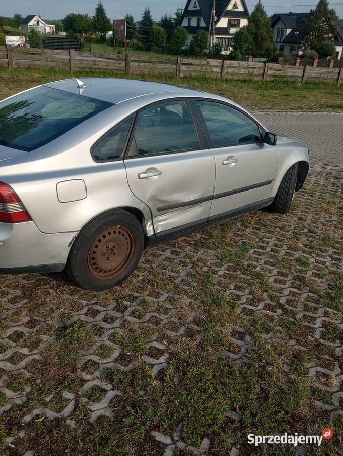 Sprzedam samochód osobowy marki Volvo S40 Sedan / Limuzyna Chęciny