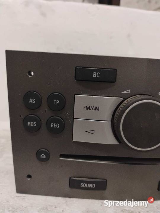 RADIO CD OPEL ASTRA H 13251045