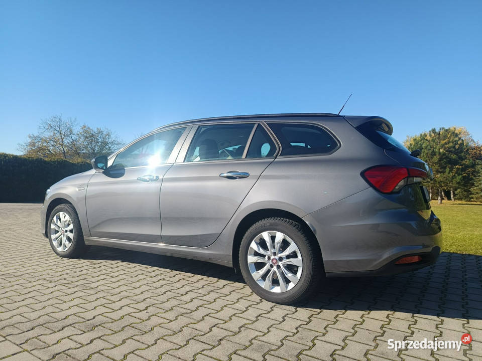 Fiat Tipo SW 14 95 POP serwisowany niski klimatyzacja Nowy Sącz sprzedam