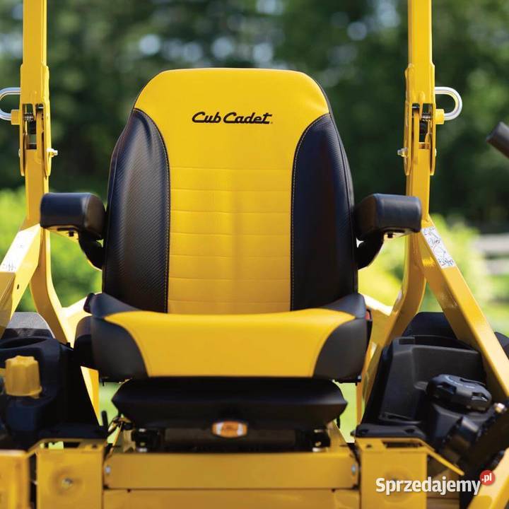 Cub Cadet Zero Turn XZ7 L152I Ultima traktor Tuchom