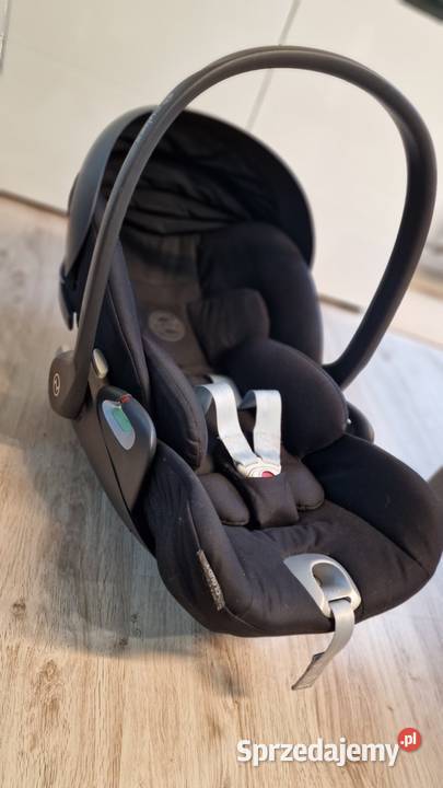 Fotelik z bazą obrotową Cybex