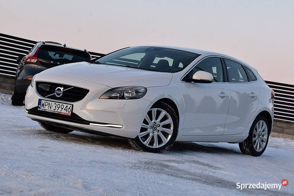 Volvo V40 16D2 116 Pół Skóra Led Navi Kamera immobilizer Nowe Kucice