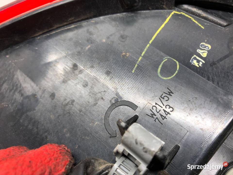 LAMPA PRAWY TYŁ MAZDA 2 DL Hatchback ŚWIATŁO