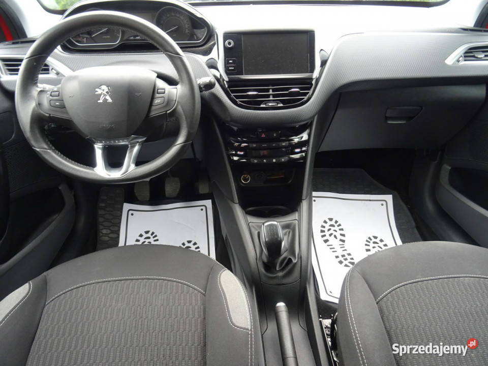 Peugeot 208 12 82 Style krajowy niski ABS łódzkie