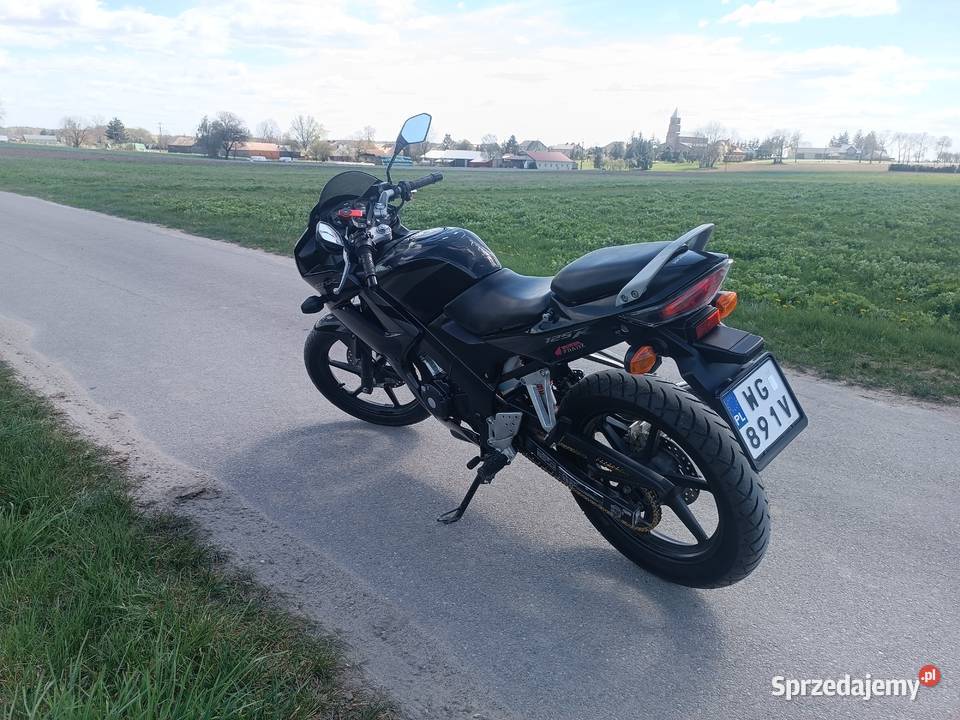 Honda CBR 125 zadbana gotowa na sezon
