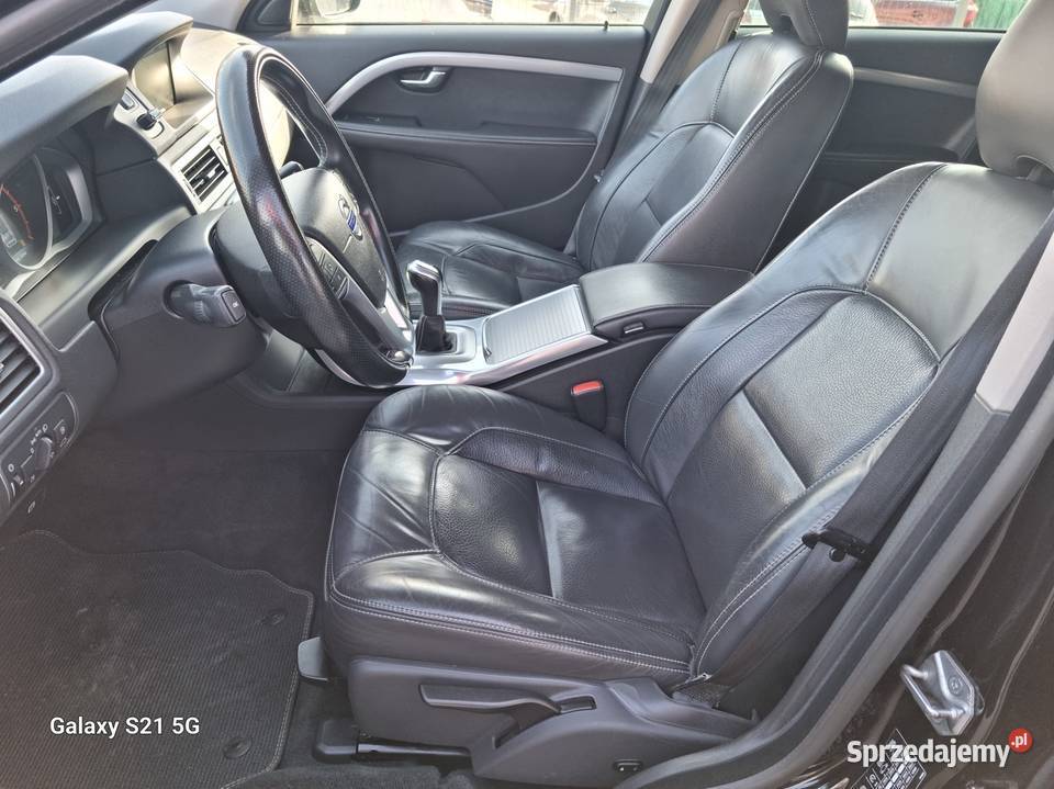 Volvo V70 20 D3 150 skóra nawigacja alufelgi VAT marża mazowieckie Płońsk